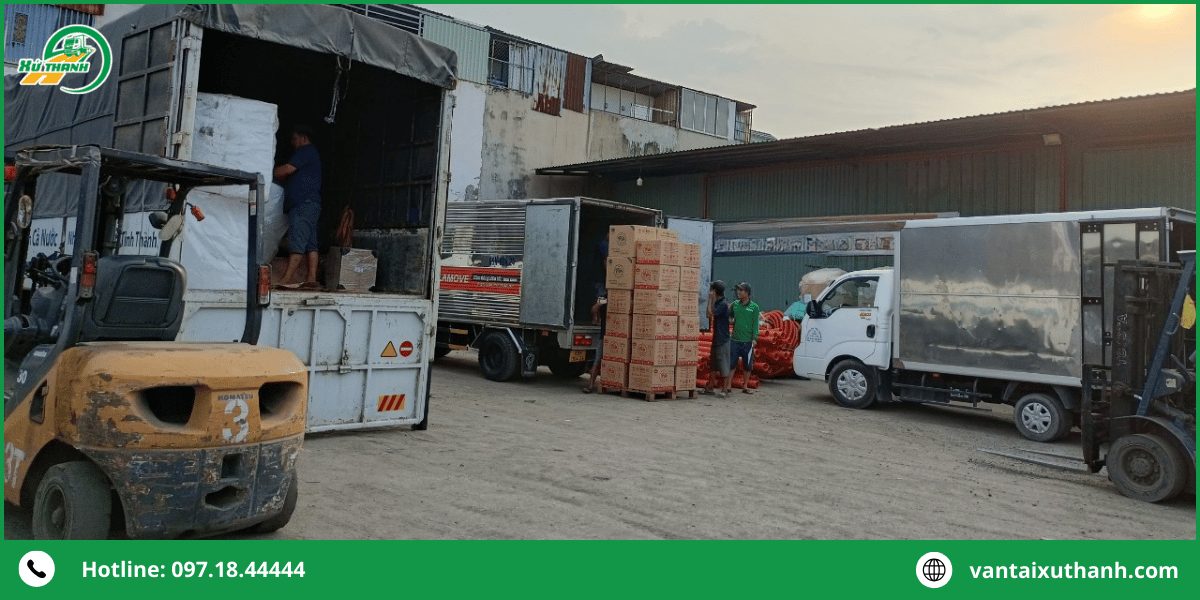 ​ phương thức giao nhận hàng khi đi Hà Nội  Click and drag to move ​
