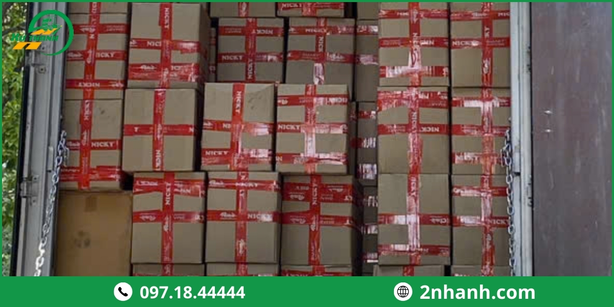 Khu vực tập kết hàng hóa tại TP.HCM và Tây Ninh